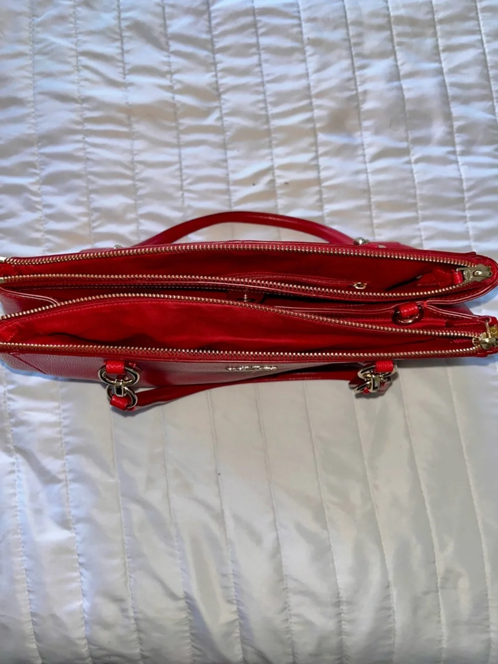 Vintage Coach Red Leather Satchel with Gold Hardware - Picture 8 of 13